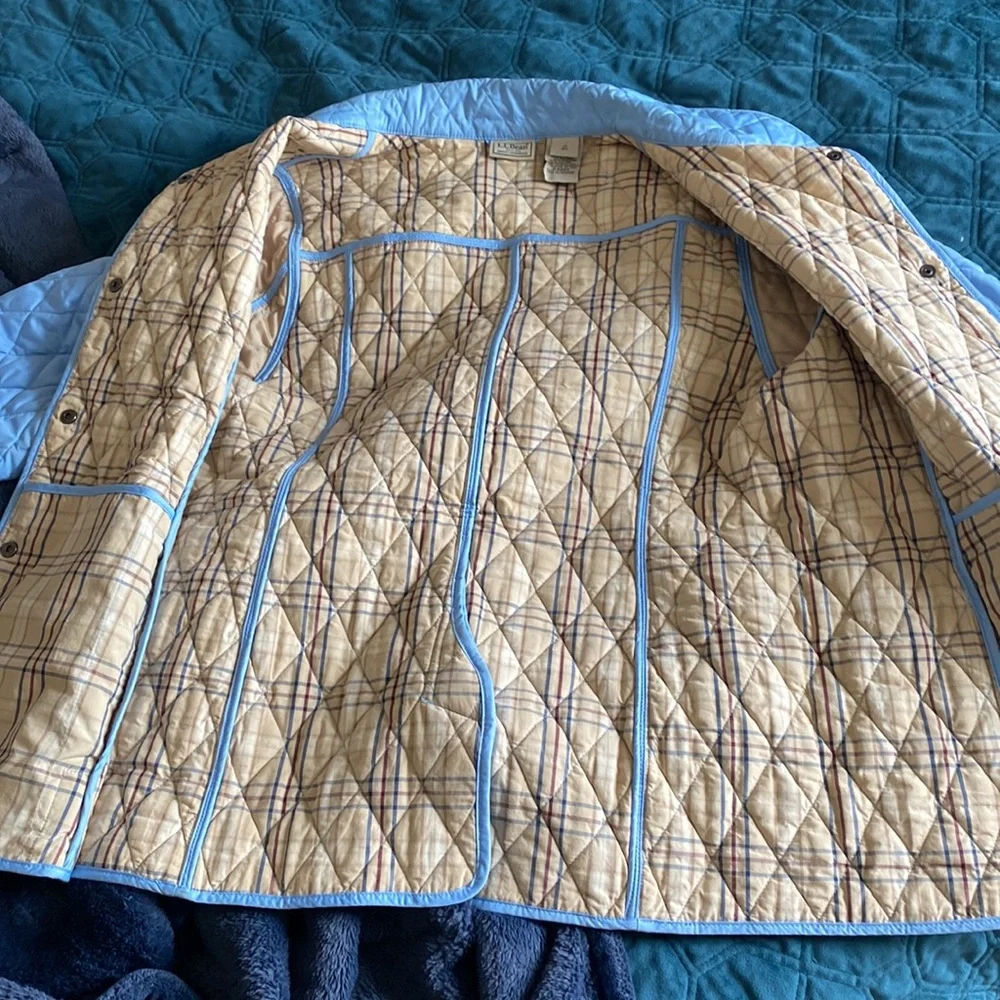 L.L.Bean Diamond Quilt Stitch Coat - Picture 6 of 10